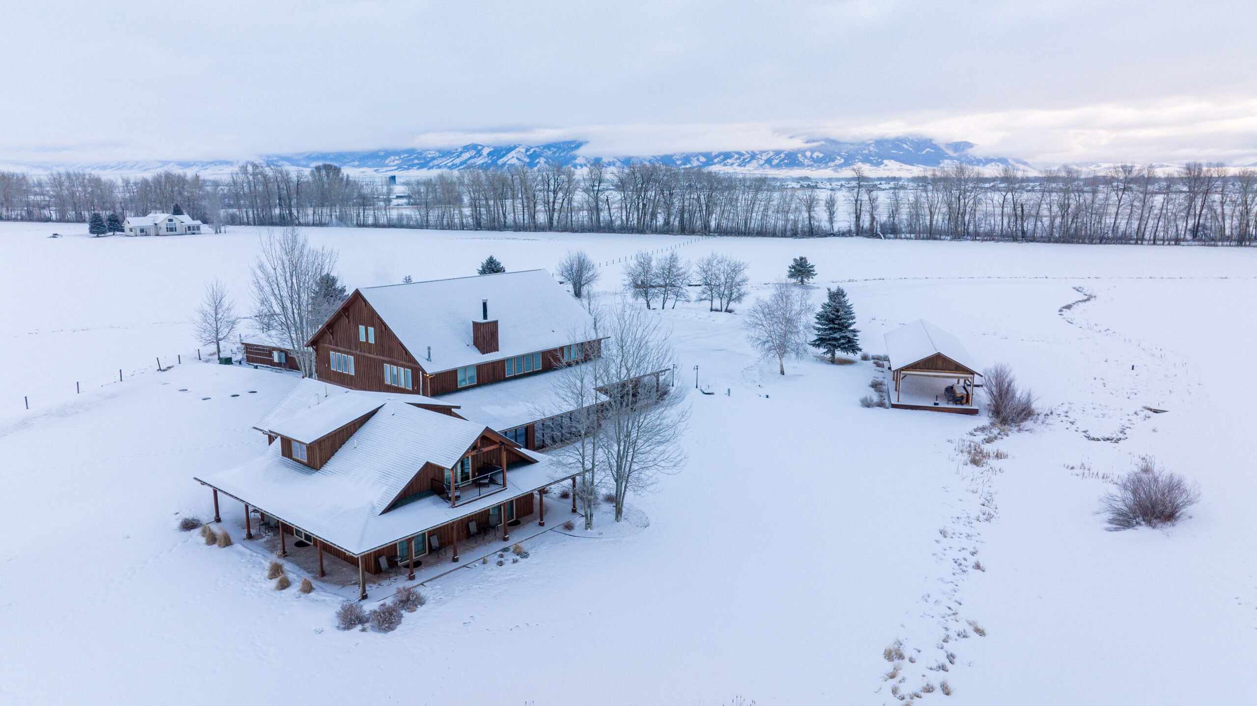 GALLATIN RIVER LODGE-261